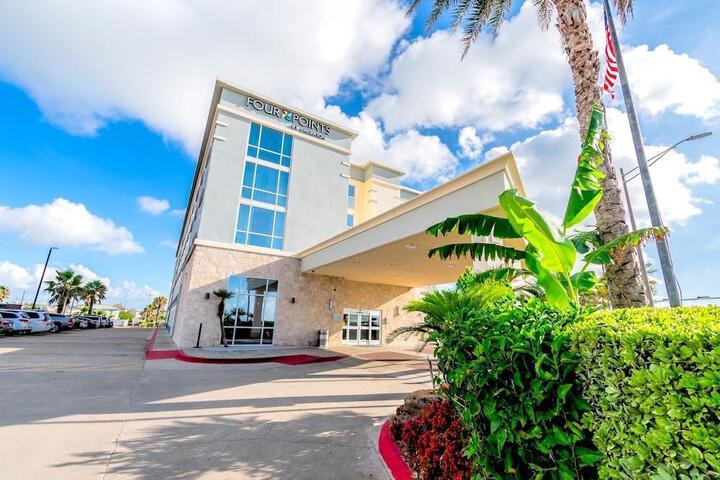 Clarion Pointe Galveston Seawall