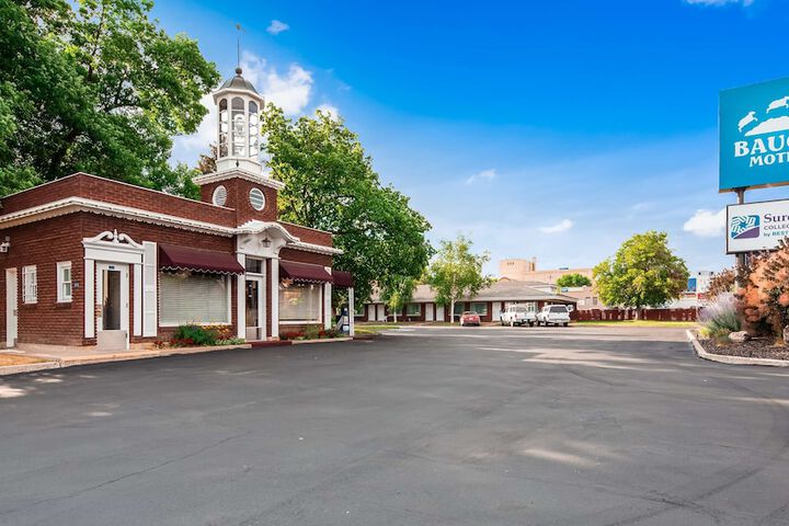 Baugh Motel SureStay Collection by Best Western