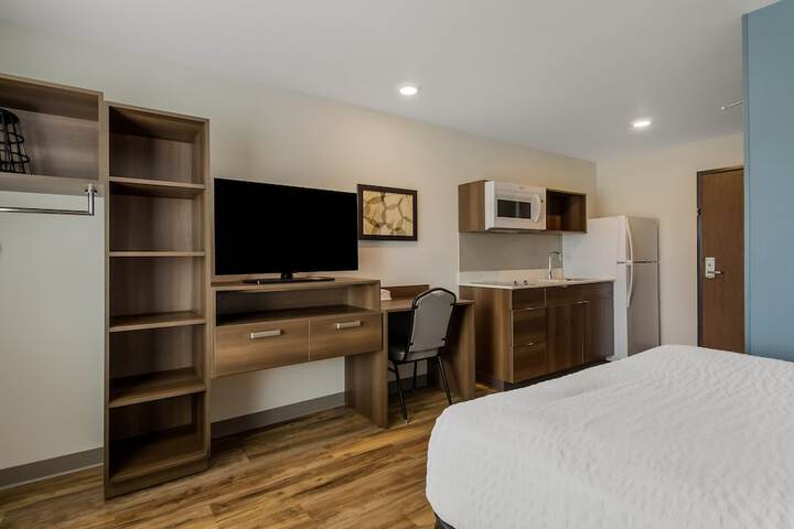 Room 20 of 39