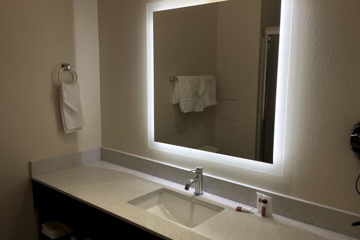 Room 19 of 45