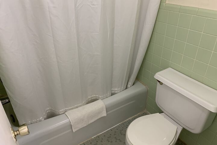 Room 14 of 26