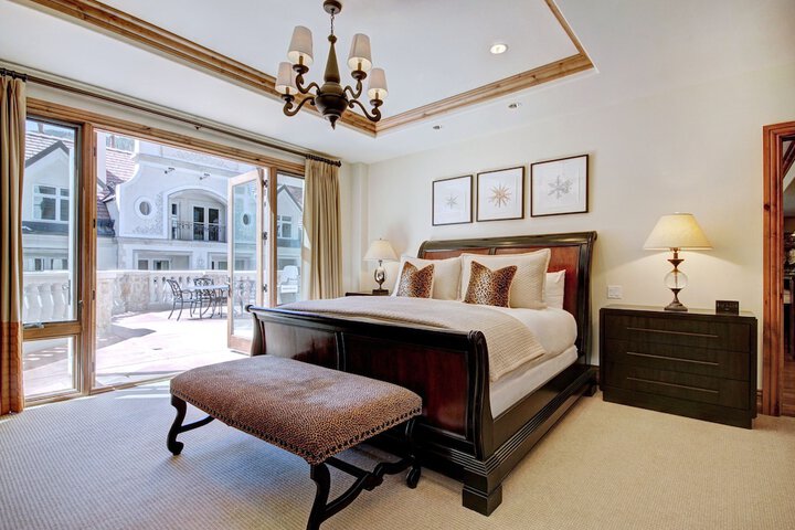 Room 306 of 450