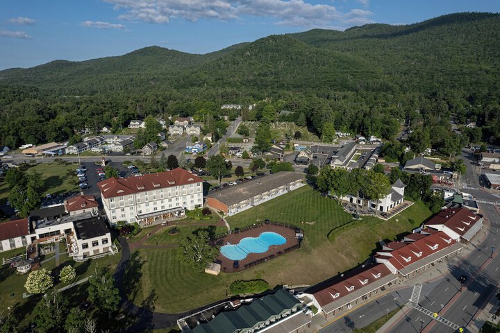 Fort William Henry Hotel and Conference Center