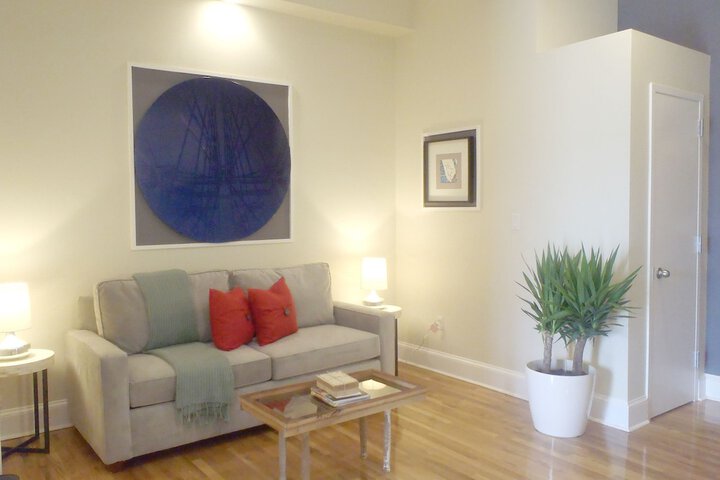 Room 25 of 81
