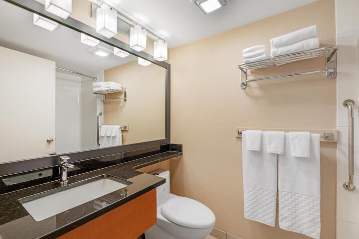 Best Western Plus Mission City Lodge