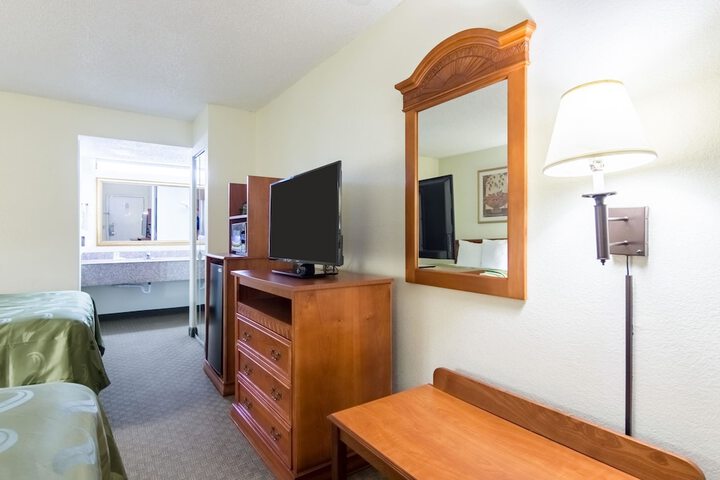 Quality Inn & Suites Alma I-40