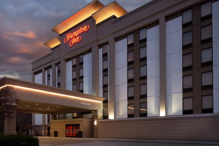 Hampton Inn Charleston-Southridge