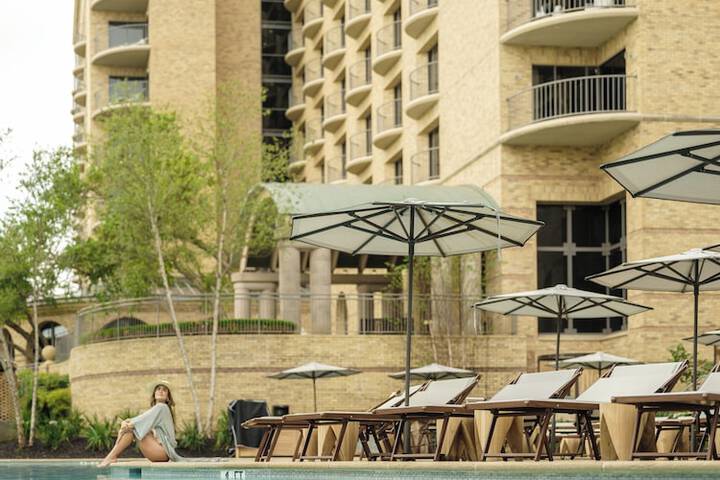 The Ritz-Carlton Dallas Las Colinas