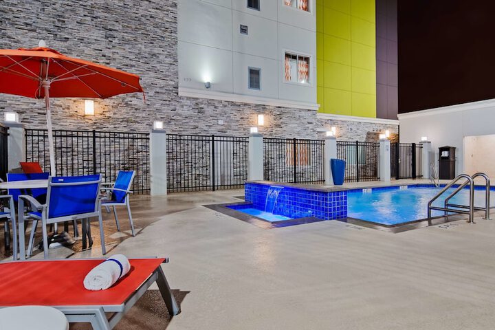 Pool 4 of 36