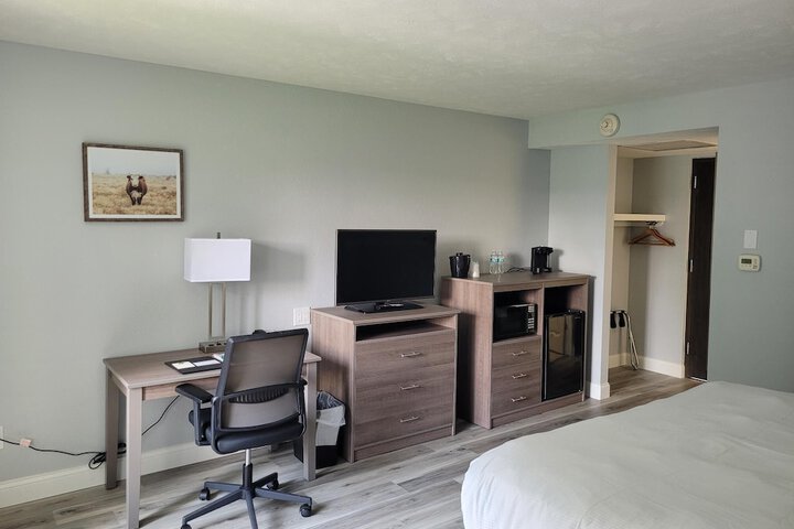 Evergreen Resort
