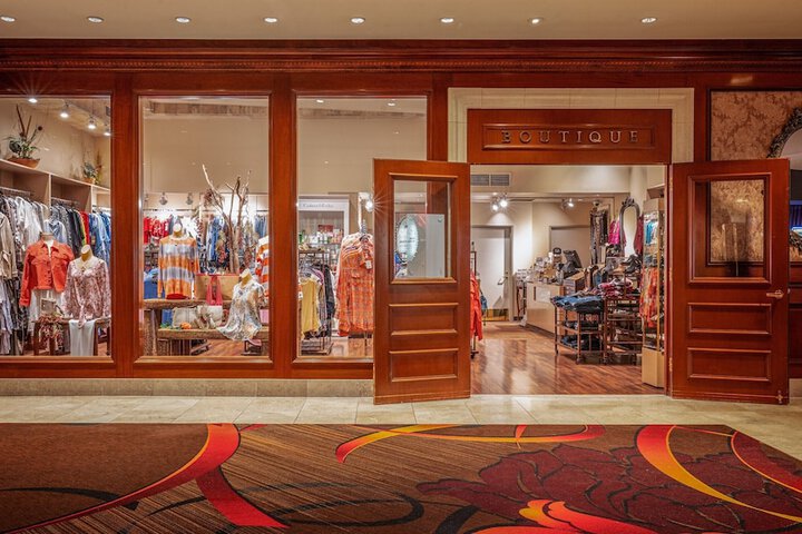 Silver Legacy Reno- a Caesars Rewards Destination