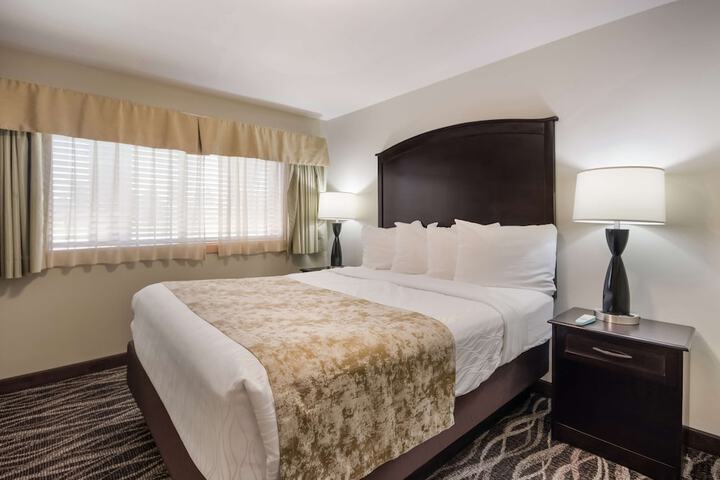 Room 14 of 27
