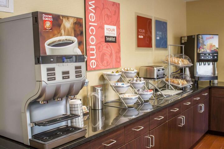 Breakfast/Coffee Service 24 of 28