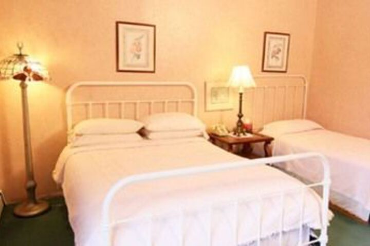 Washington Irving Inn