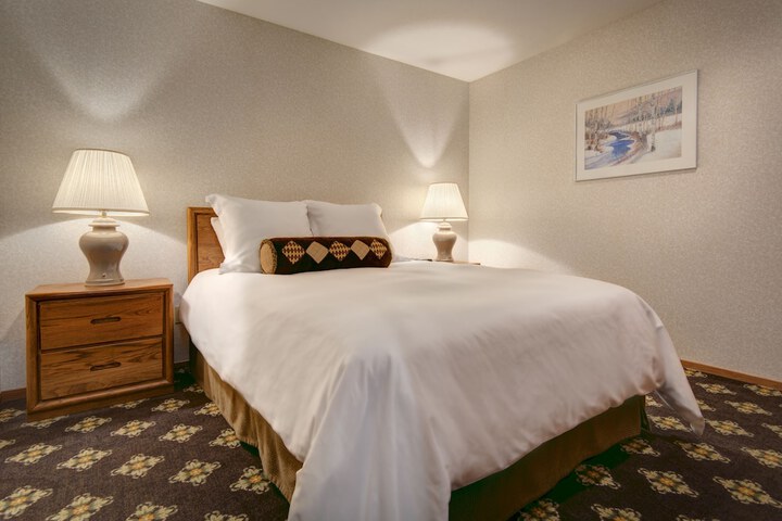 Room 35 of 125