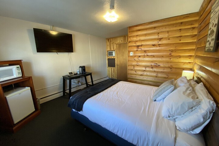 Room 22 of 73