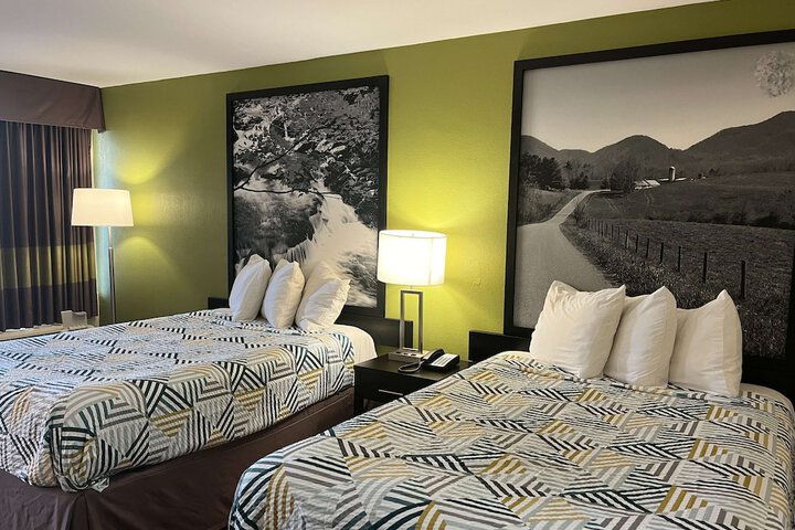 Room 21 of 33