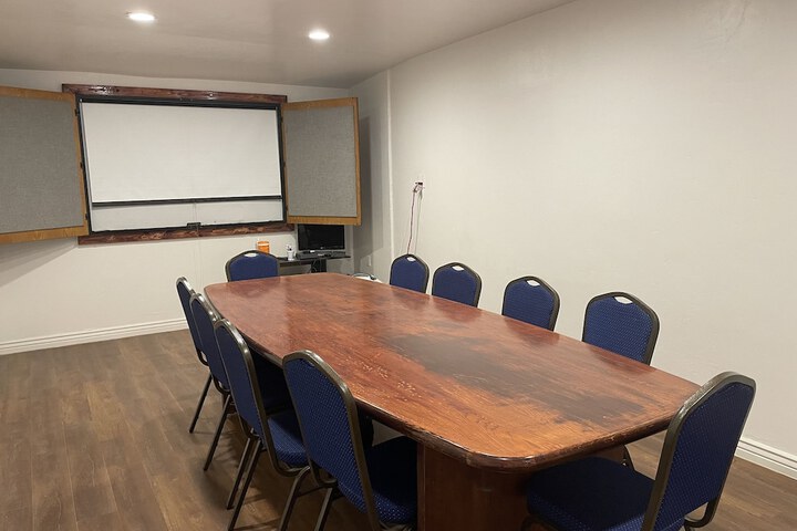 Business Center 20 of 20