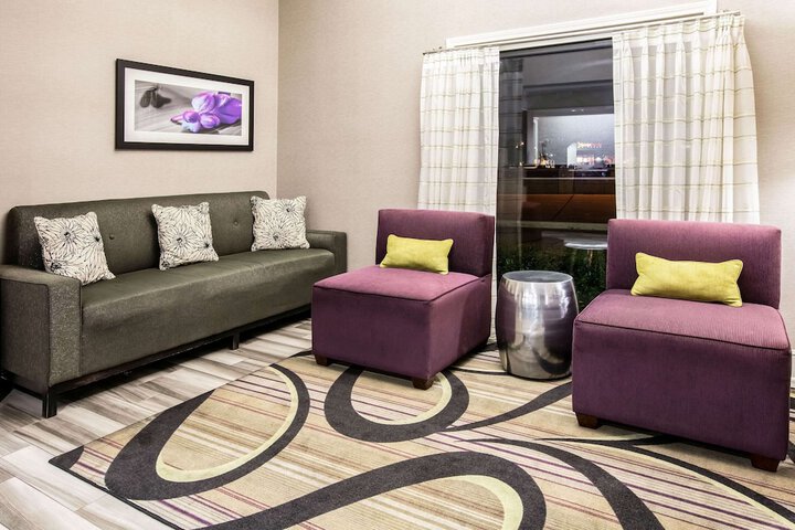 Hotel Interior 23 of 102