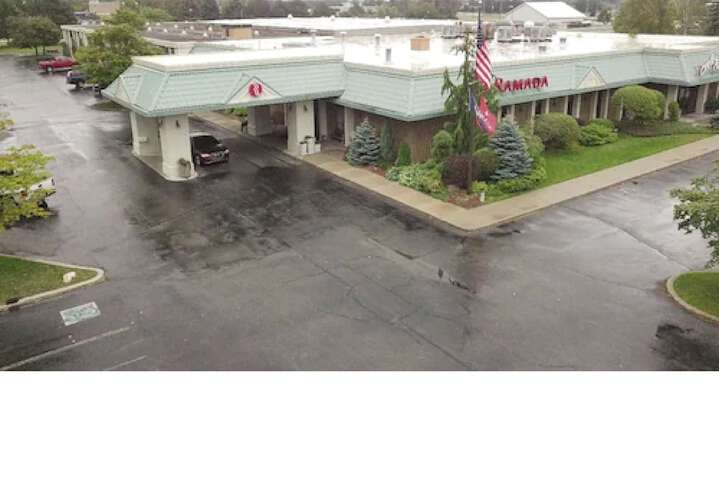 Hotel 5 of 65