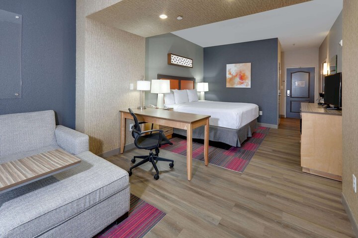 Room 20 of 32
