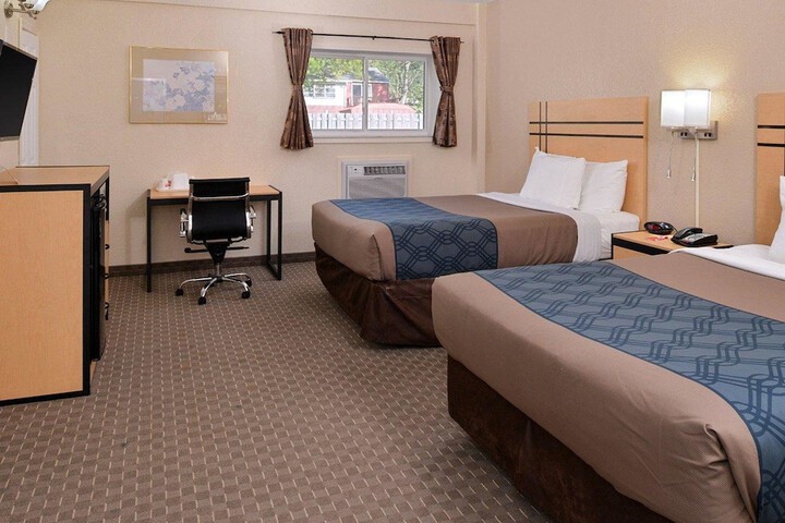 Room 15 of 26