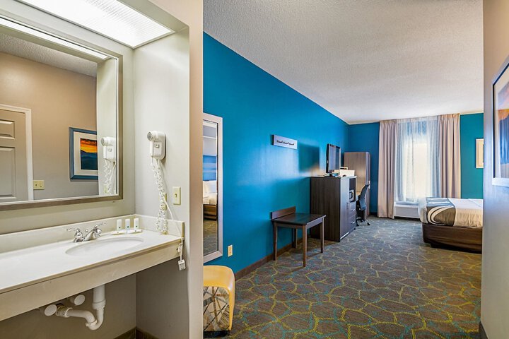 Room 20 of 49