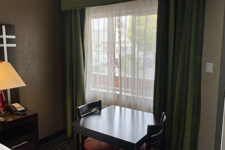 Room 26 of 54