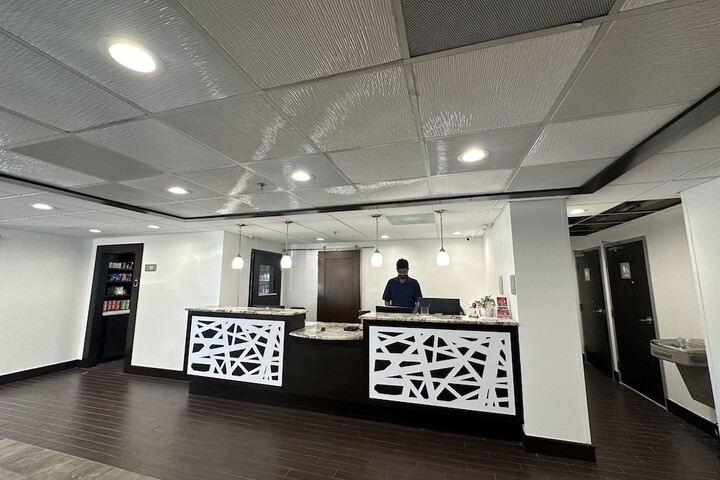 Hotel Interior 11 of 40