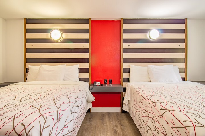 Room 22 of 27
