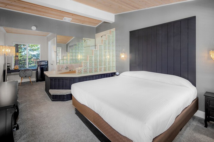 Room 20 of 31