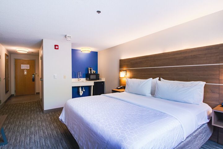 Room 56 of 109