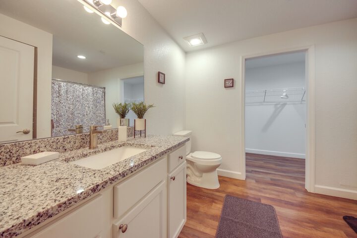 Labelle Apartment Close to Parks!