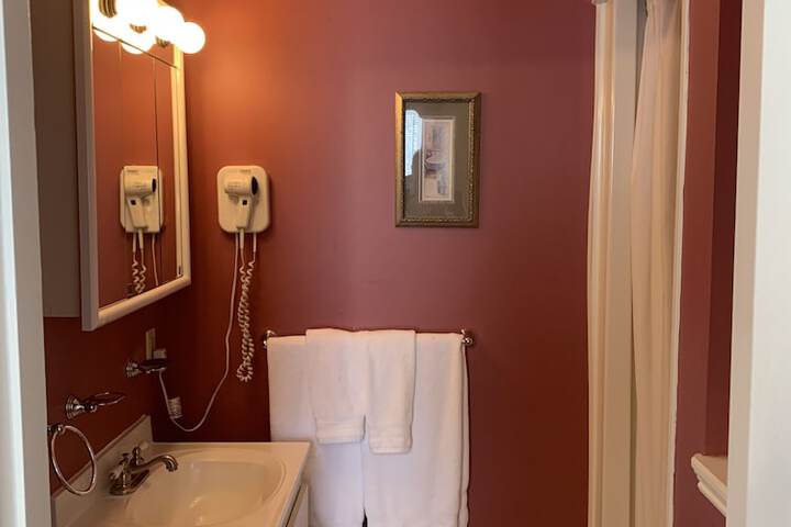 Come From Away B & B Inn