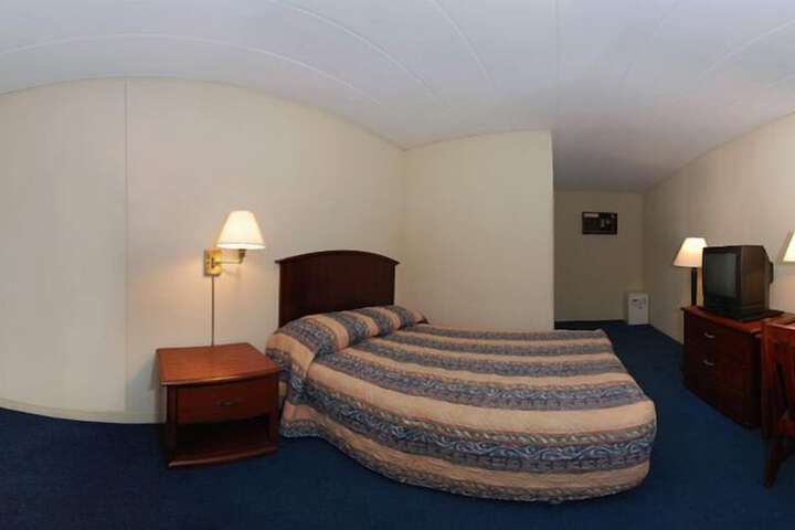 Room 12 of 44