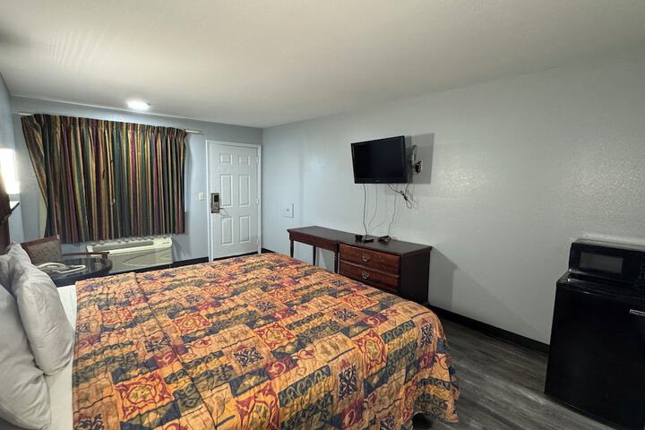 Claremore Motor Inn