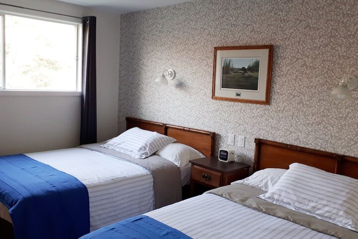 Room 42 of 118