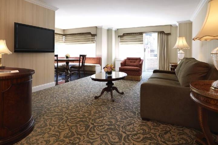 The Kimberly Hotel