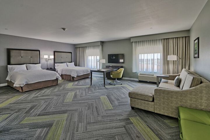 Room 26 of 47