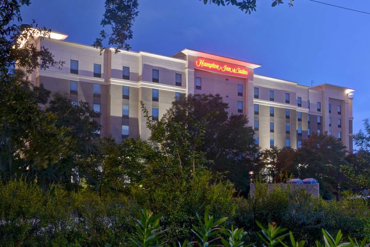 Hotel 2 of 49
