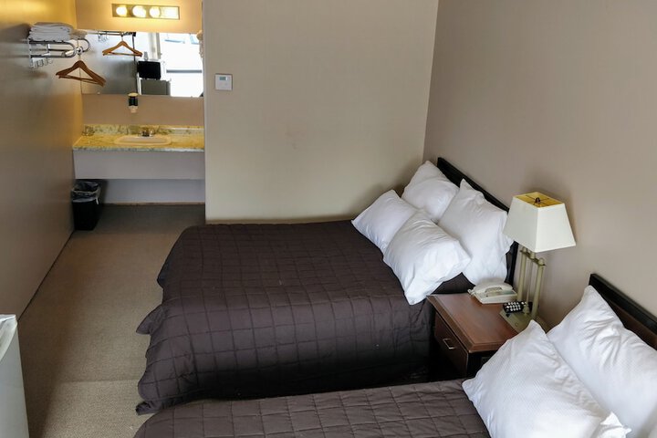 Room 19 of 41