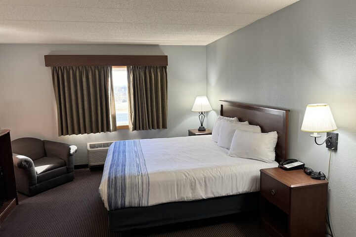 AmericInn by Wyndham Stillwater