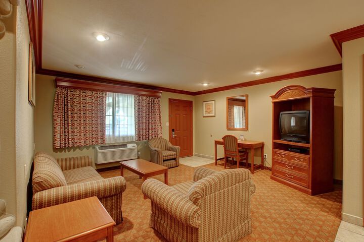 Room 18 of 35