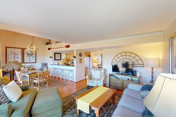 Litchfield Beach & Golf Resort