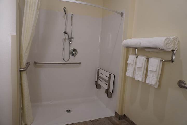 Room 41 of 55
