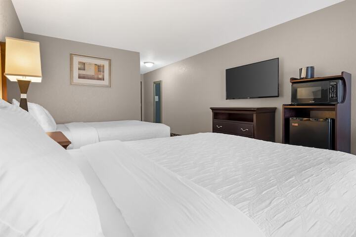Best Western Plus Eau Claire Conference Center