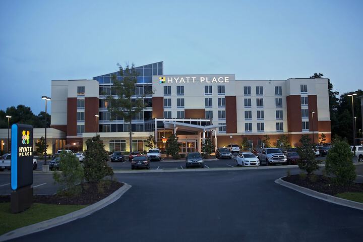 Hotel 3 of 34