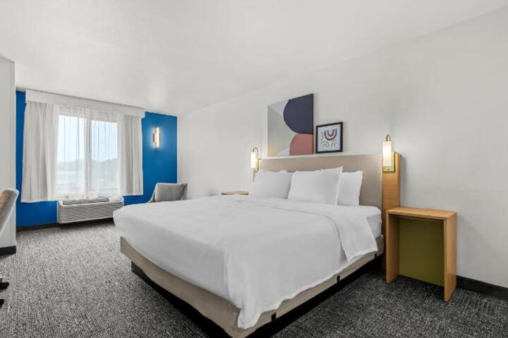 Spark by Hilton Pelham Birmingham I 65