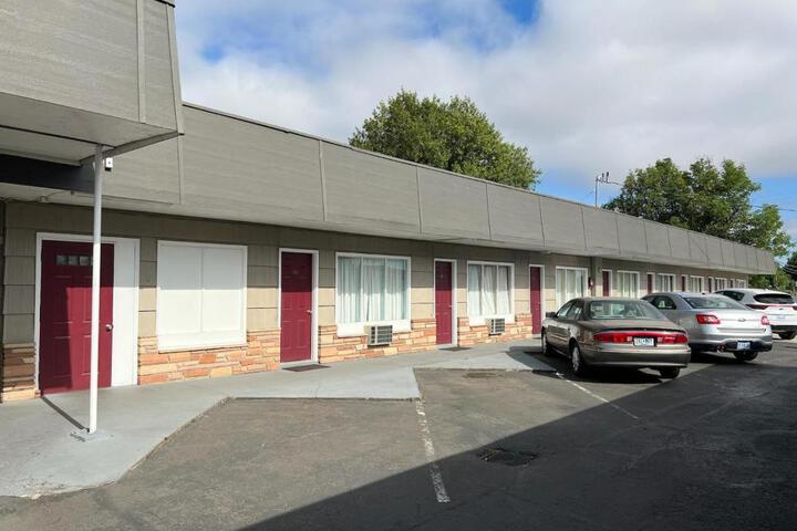 REGENCY INN