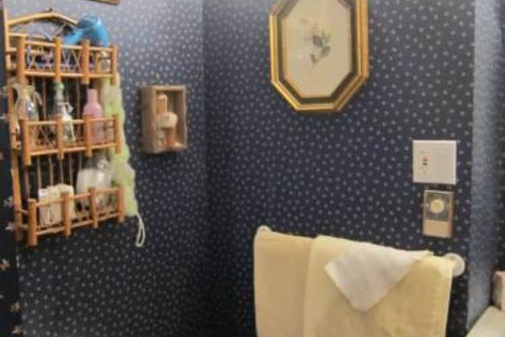Room 21 of 44